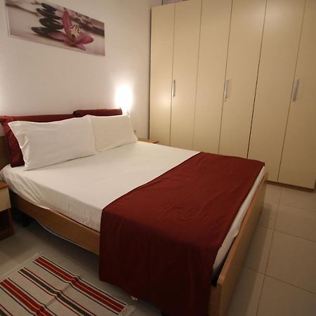 The Bay Apartments Саранде Екстериор снимка
