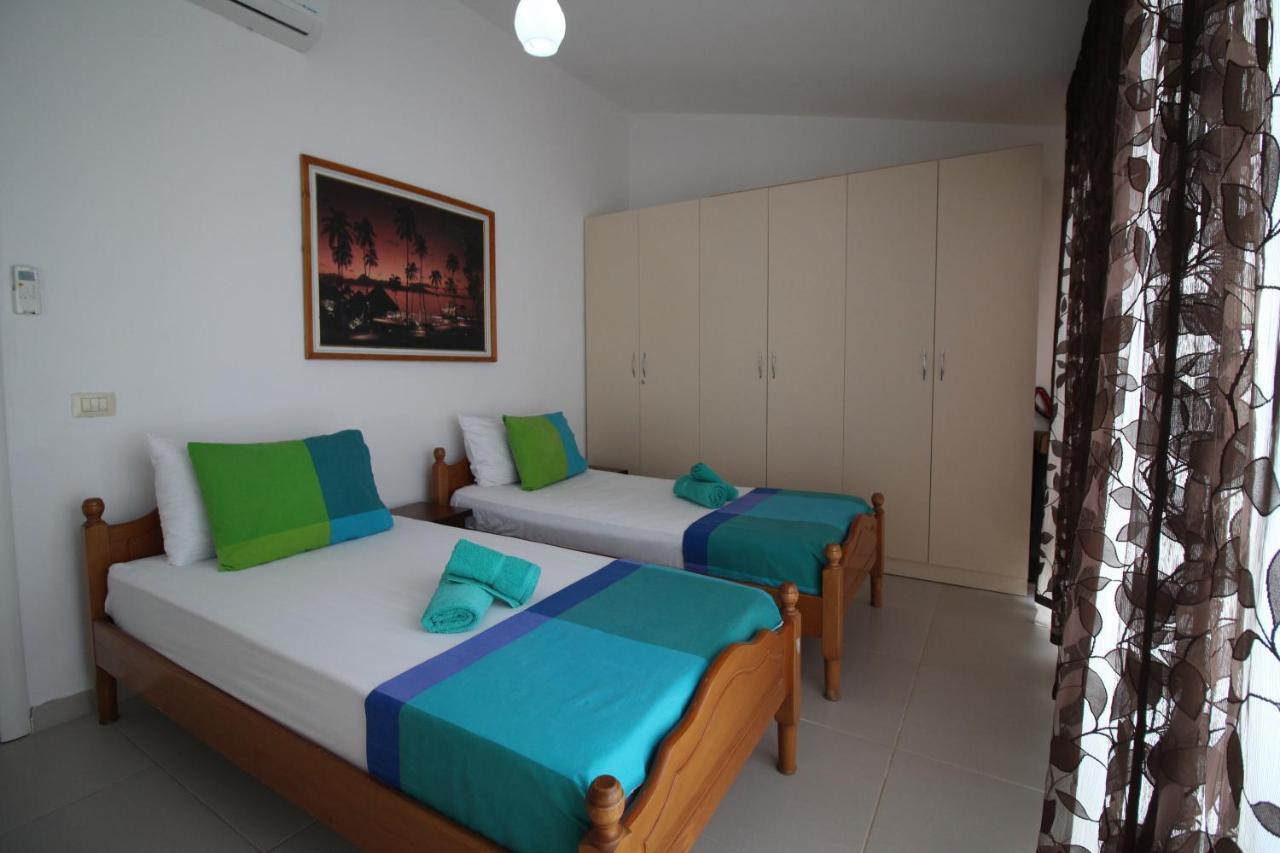 The Bay Apartments Саранде Екстериор снимка