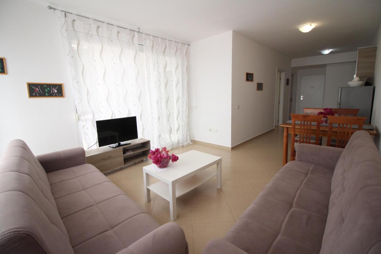 The Bay Apartments Саранде Екстериор снимка